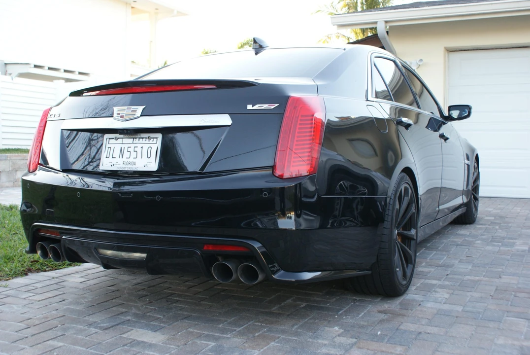 2019 Cadillac CTS-V 3rd Gen - Image 9 of 31