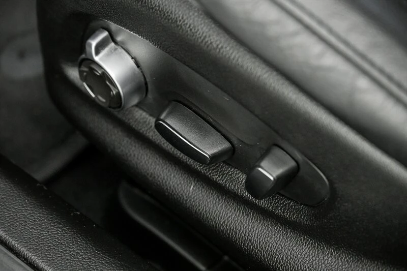 2019 Cadillac CTS-V 3rd Gen - Image 20 of 30