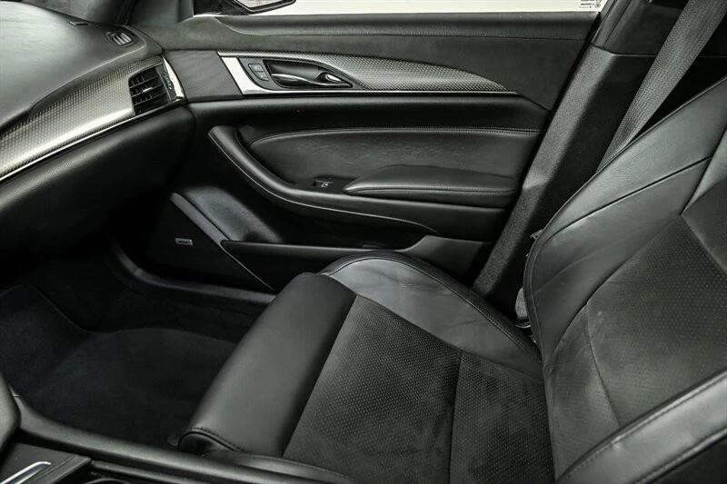 2019 Cadillac CTS-V 3rd Gen - Image 30 of 30