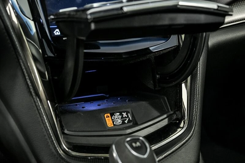2019 Cadillac CTS-V 3rd Gen - Image 28 of 30