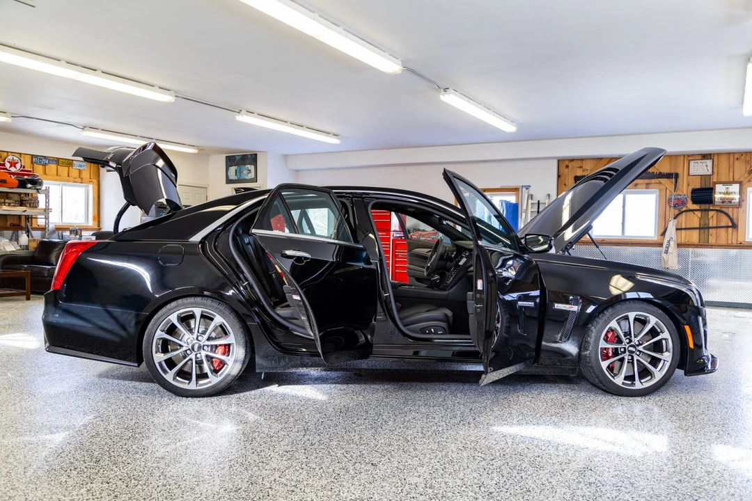 2019 Cadillac CTS-V 3rd Gen - Image 16 of 31