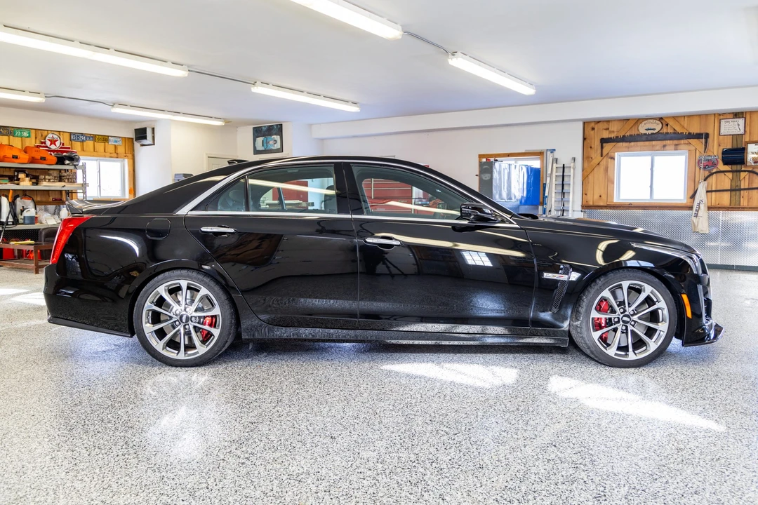 2019 Cadillac CTS-V 3rd Gen - Image 8 of 31