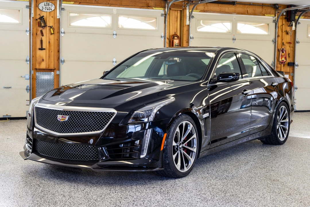 2019 Cadillac CTS-V 3rd Gen - Image 2 of 31