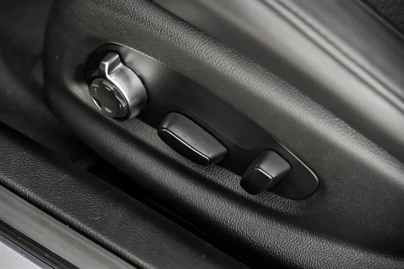 2019 Cadillac CTS-V 3rd Gen - Image 24 of 31