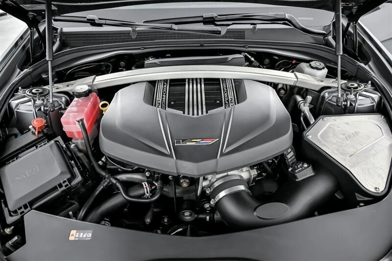 2019 Cadillac CTS-V 3rd Gen - Image 16 of 21