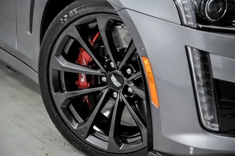2019 Cadillac CTS-V 3rd Gen - Image 4 of 21