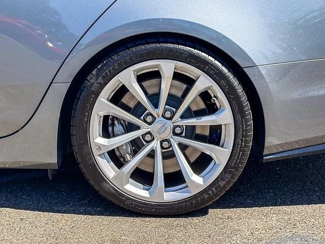 2019 Cadillac CTS-V 3rd Gen - Image 5 of 11