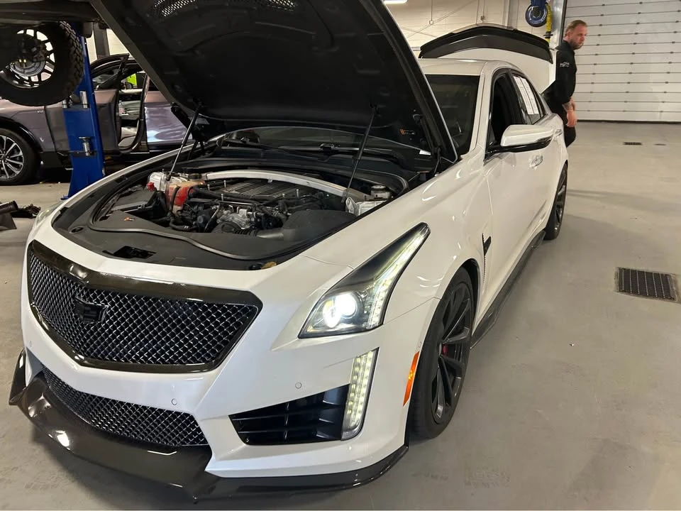 2019 Cadillac CTS-V 3rd Gen - Image 2 of 8