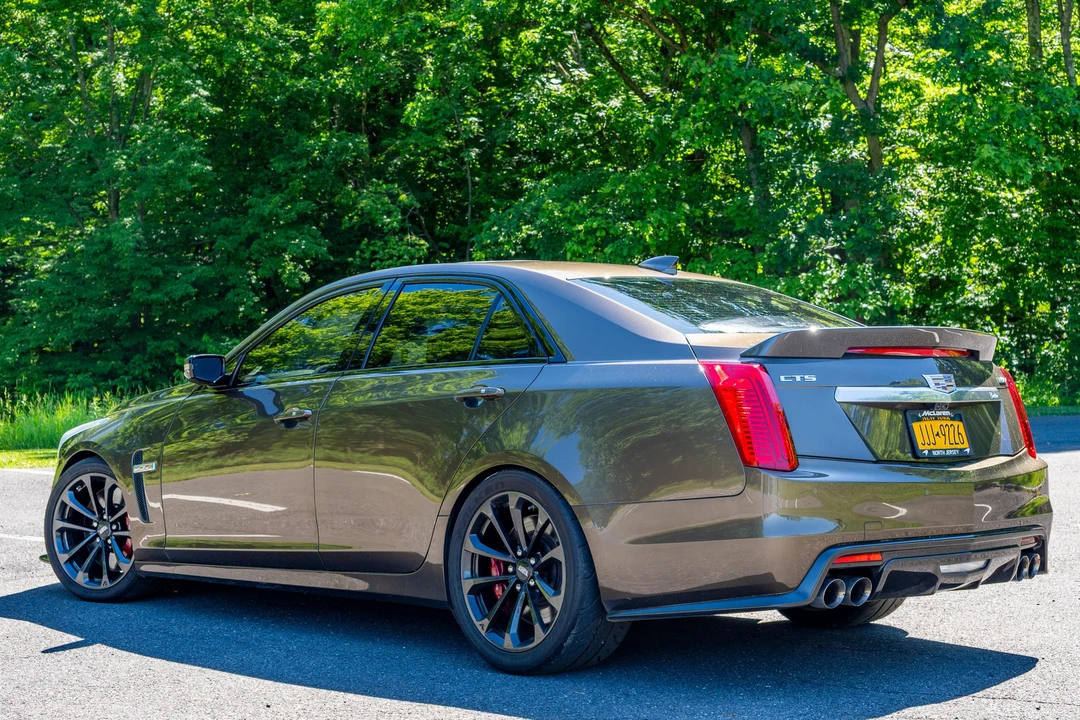 2019 Cadillac CTS-V 3rd Gen - Image 8 of 31