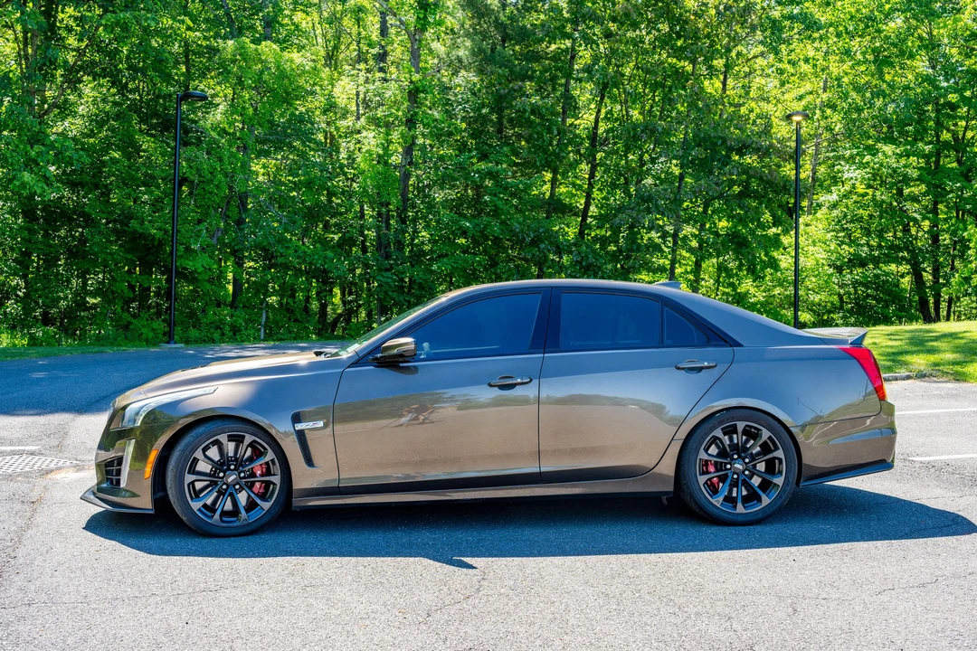 2019 Cadillac CTS-V 3rd Gen - Image 3 of 31