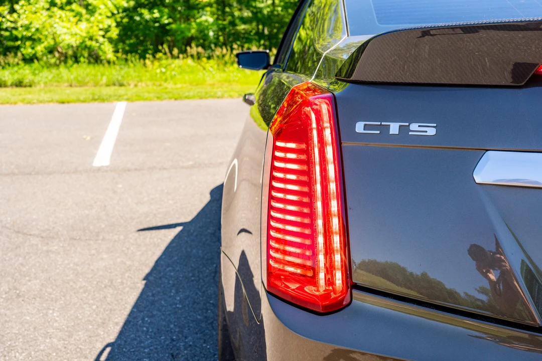2019 Cadillac CTS-V 3rd Gen - Image 13 of 31