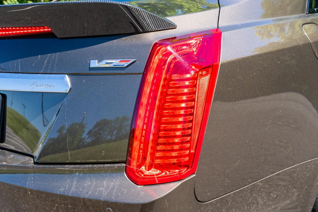 2019 Cadillac CTS-V 3rd Gen - Image 16 of 31