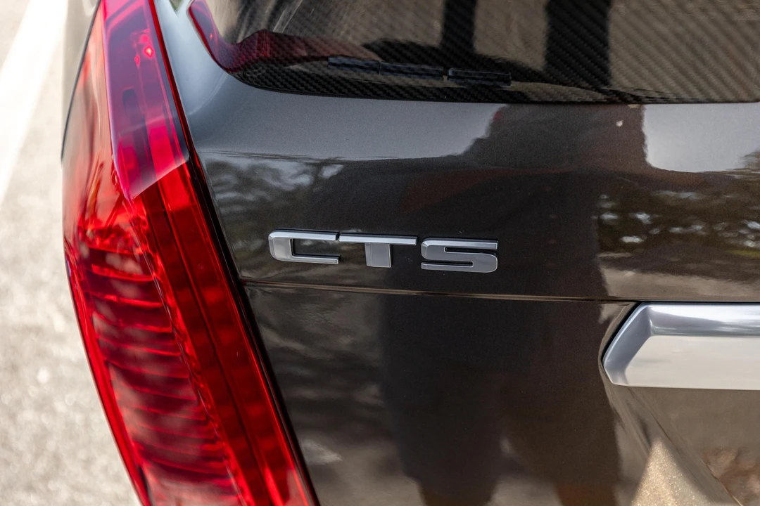 2019 Cadillac CTS-V 3rd Gen - Image 28 of 31