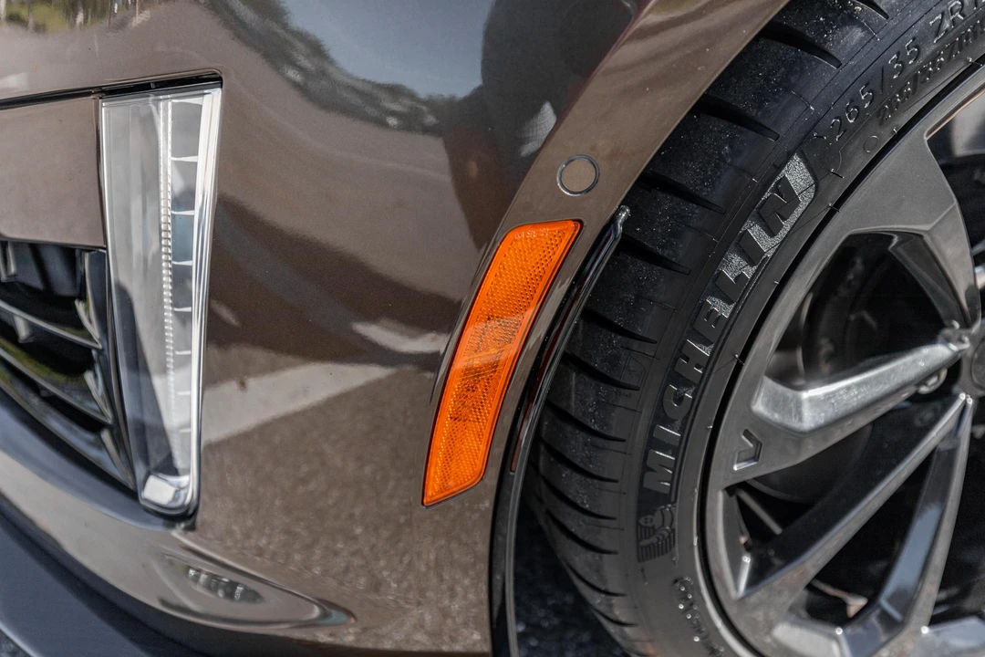 2019 Cadillac CTS-V 3rd Gen - Image 15 of 31