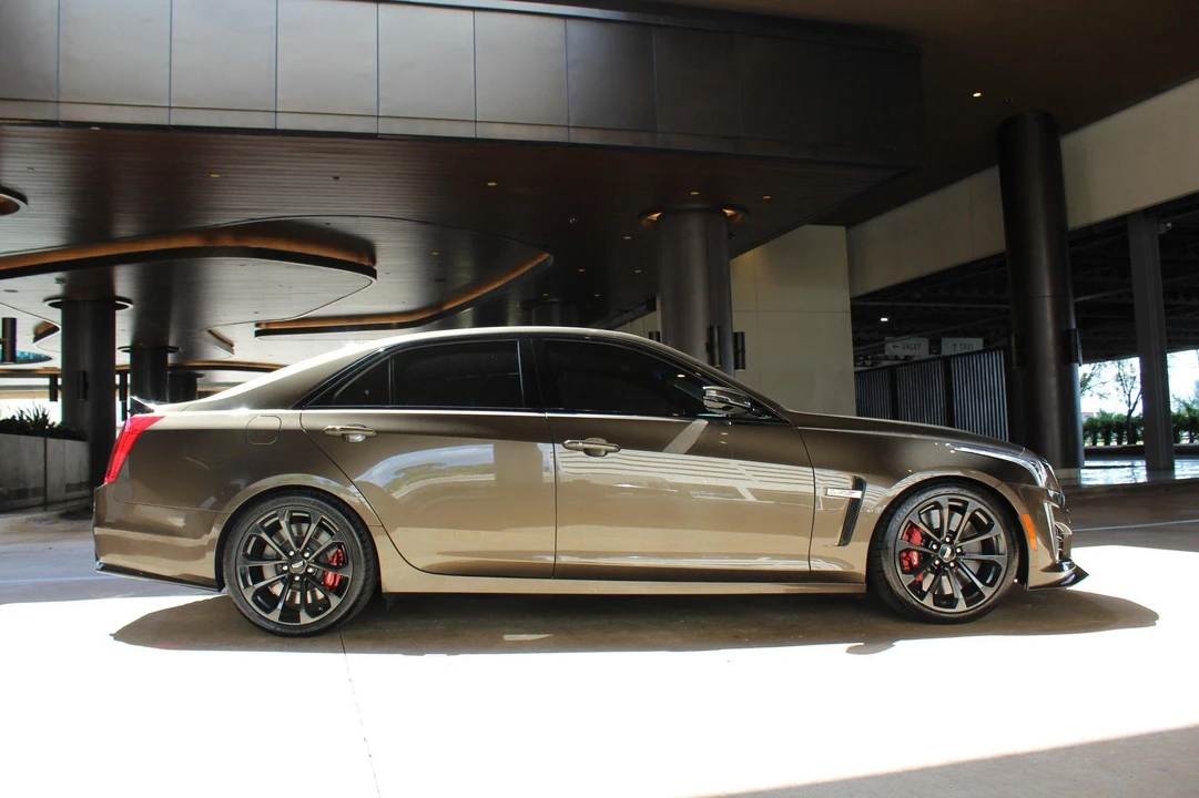 2019 Cadillac CTS-V 3rd Gen - Image 11 of 31
