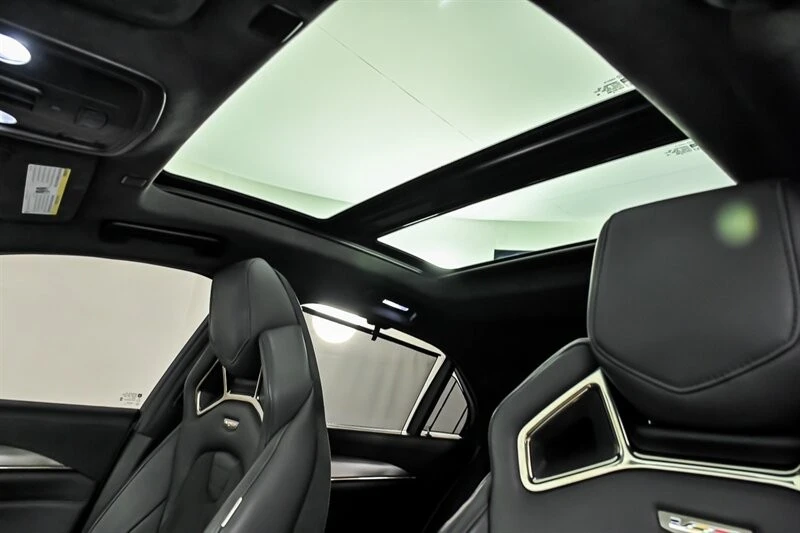 2019 Cadillac CTS-V 3rd Gen - Image 19 of 31