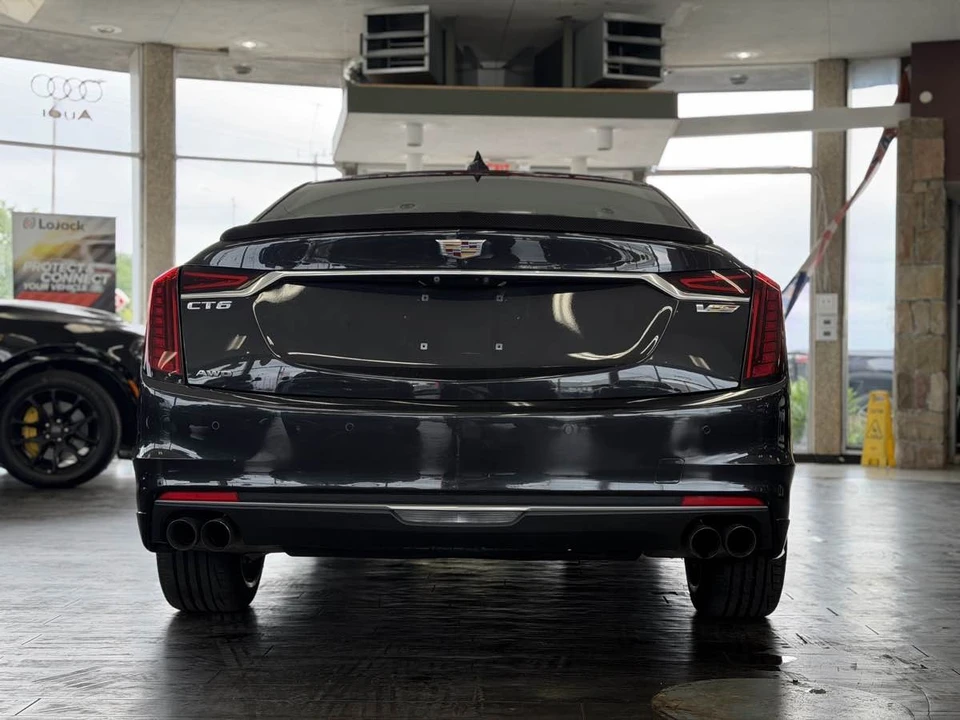 2019 Cadillac CT6-V - Image 12 of 31