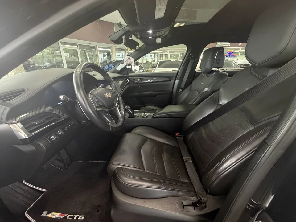 2019 Cadillac CT6-V - Image 25 of 31