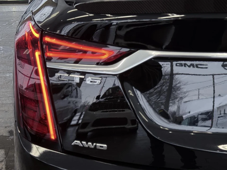 2019 Cadillac CT6-V - Image 15 of 21