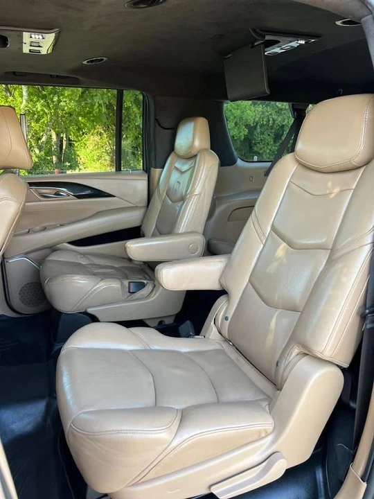2019 Cadillac Escalade 4th Gen - Image 7 of 13