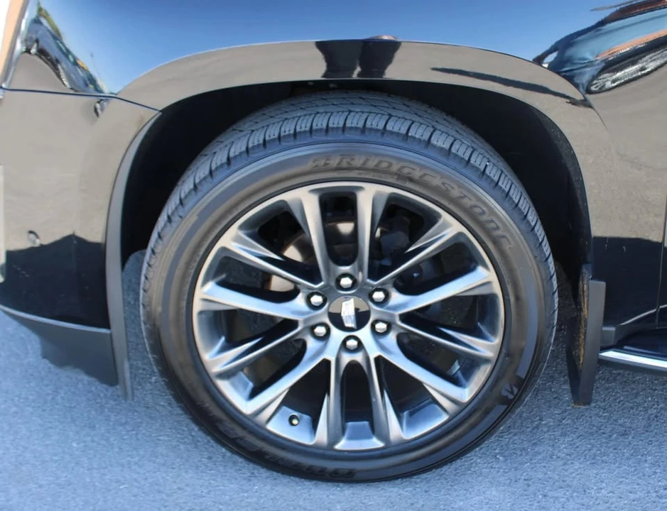2019 Cadillac Escalade 4th Gen - Image 15 of 17