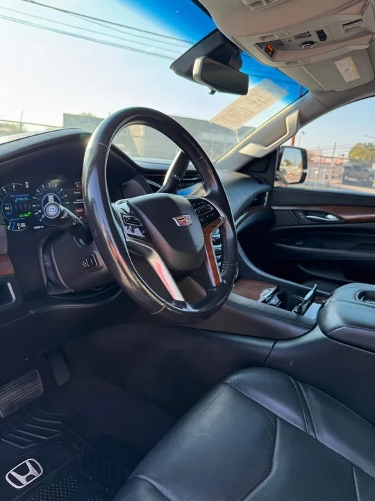 2019 Cadillac Escalade 4th Gen - Image 9 of 14
