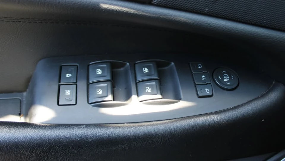 2019 Cadillac Escalade 4th Gen - Image 8 of 17