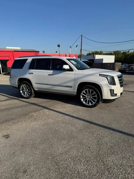 2019 Cadillac Escalade 4th Gen - Image 13 of 14