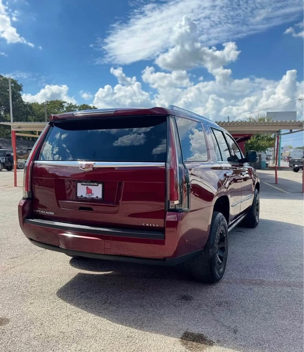 2019 Cadillac Escalade 4th Gen - Image 7 of 8