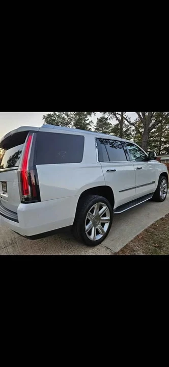 2019 Cadillac Escalade 4th Gen - Image 2 of 11