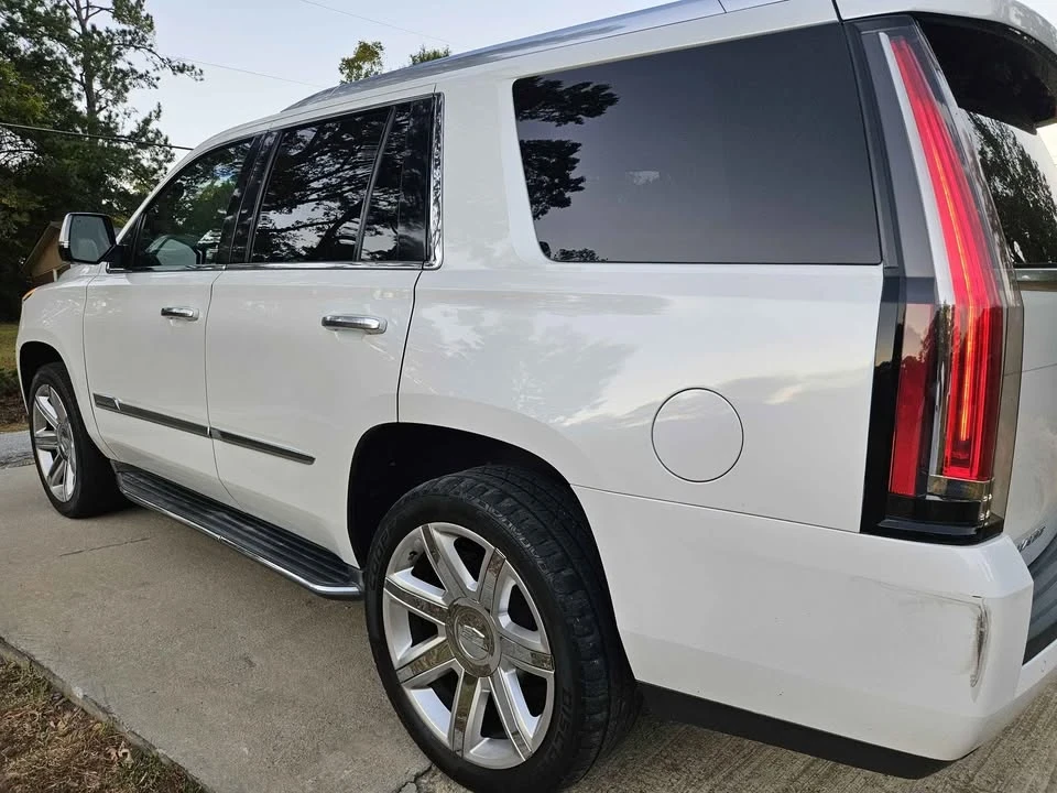 2019 Cadillac Escalade 4th Gen - Image 3 of 11