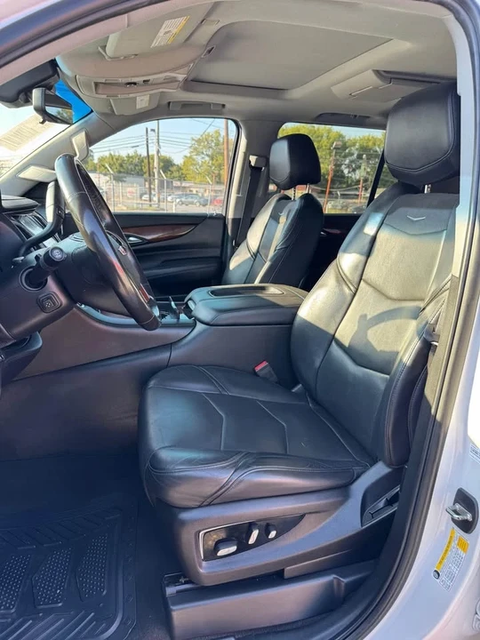 2019 Cadillac Escalade 4th Gen - Image 12 of 14
