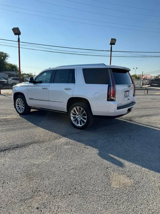 2019 Cadillac Escalade 4th Gen - Image 8 of 14