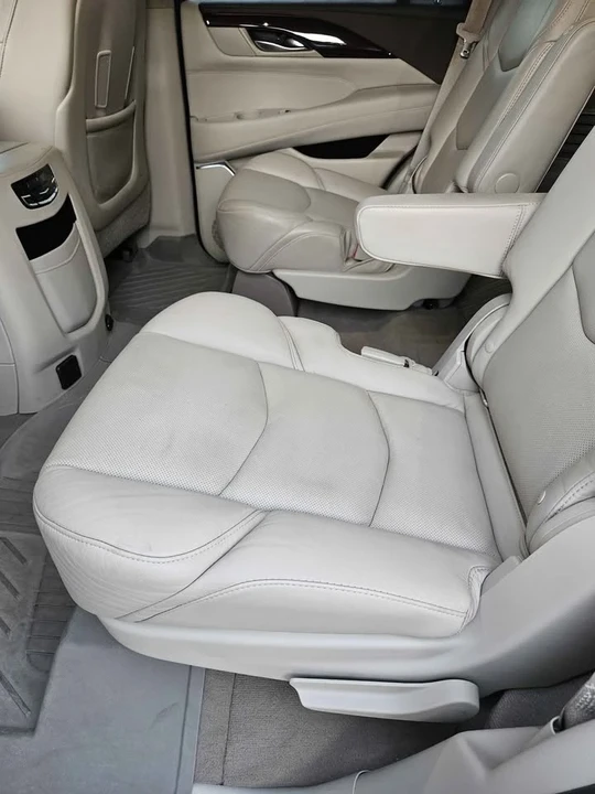 2019 Cadillac Escalade 4th Gen - Image 8 of 11