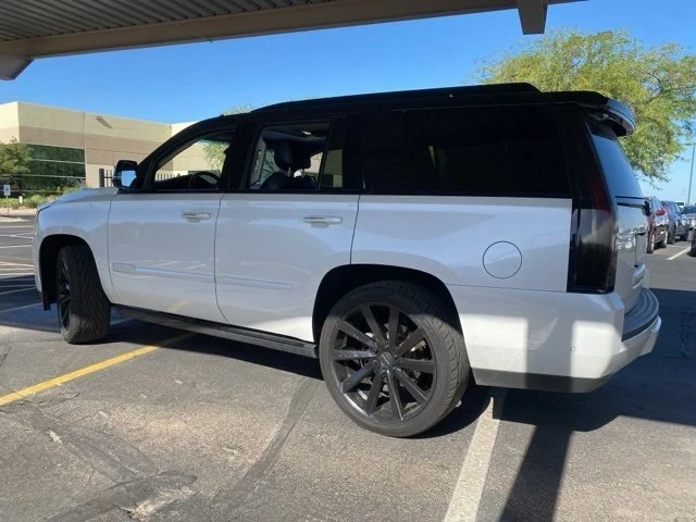 2019 Cadillac Escalade 4th Gen - Image 2 of 6