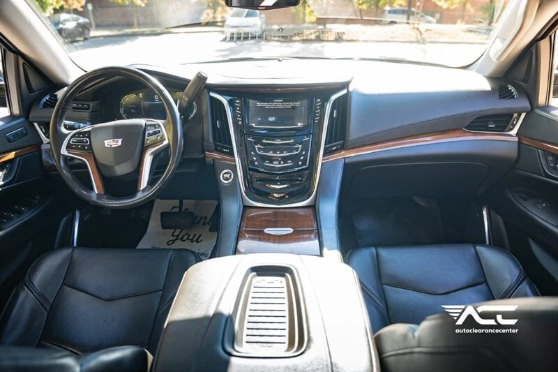 2019 Cadillac Escalade 4th Gen - Image 5 of 9