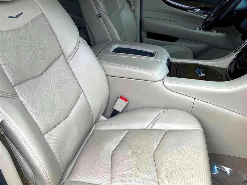 2019 Cadillac Escalade 4th Gen - Image 18 of 20