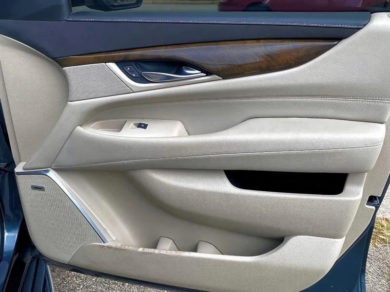 2019 Cadillac Escalade 4th Gen - Image 17 of 20