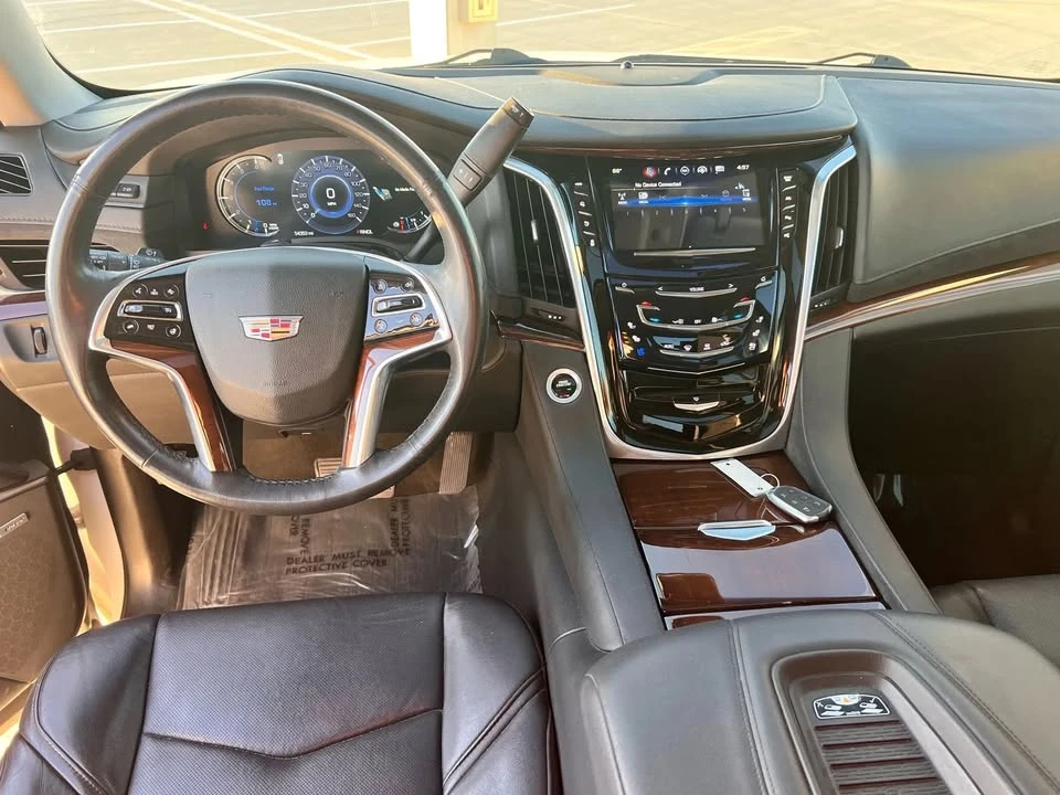 2019 Cadillac Escalade 4th Gen - Image 10 of 16