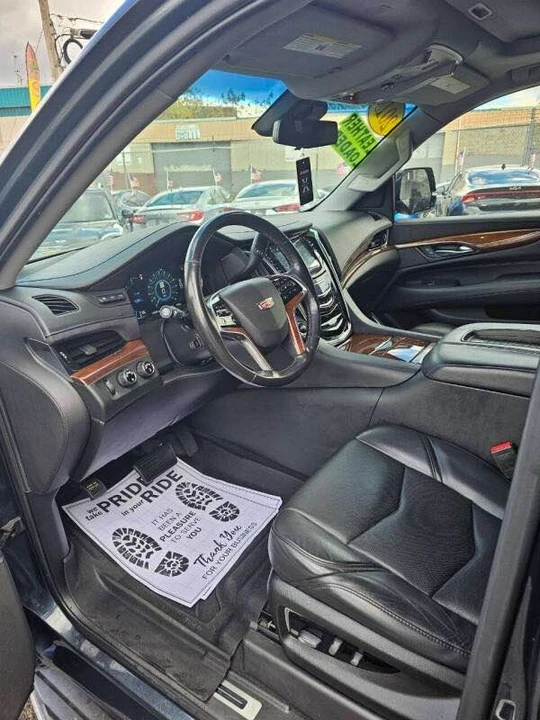 2019 Cadillac Escalade 4th Gen - Image 5 of 18
