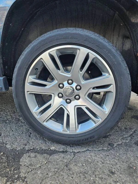 2019 Cadillac Escalade 4th Gen - Image 18 of 18