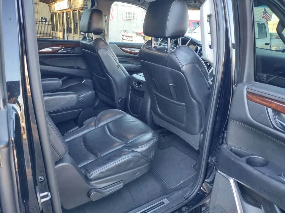 2019 Cadillac Escalade 4th Gen - Image 8 of 19