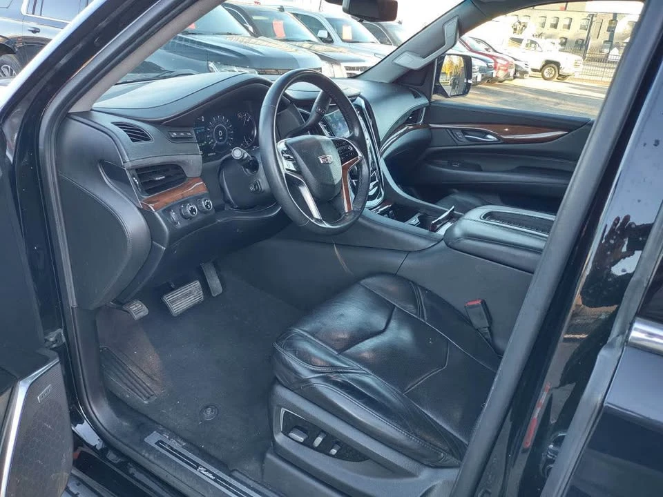2019 Cadillac Escalade 4th Gen - Image 9 of 19