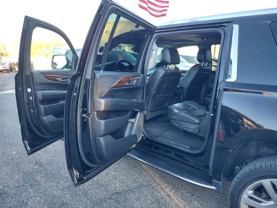 2019 Cadillac Escalade 4th Gen - Image 11 of 19