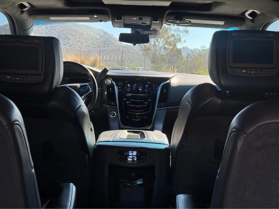 2019 Cadillac Escalade 4th Gen - Image 15 of 19