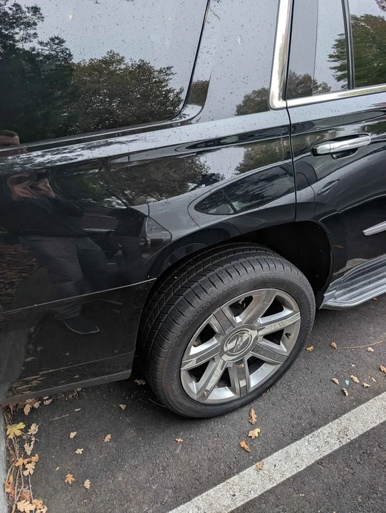 2019 Cadillac Escalade 4th Gen - Image 15 of 18