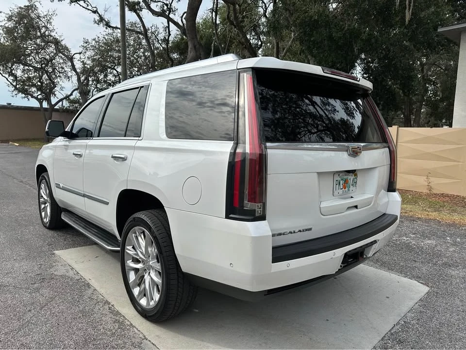 2019 Cadillac Escalade 4th Gen - Image 7 of 16