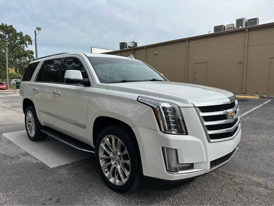 2019 Cadillac Escalade 4th Gen - Image 3 of 16