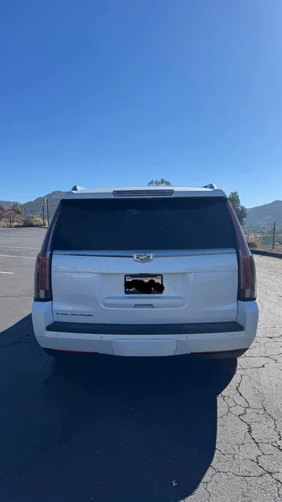 2019 Cadillac Escalade 4th Gen - Image 3 of 19