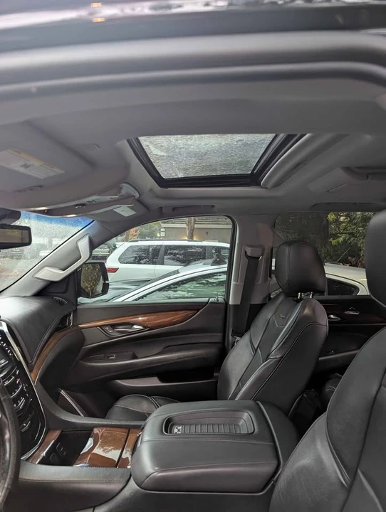 2019 Cadillac Escalade 4th Gen - Image 10 of 18